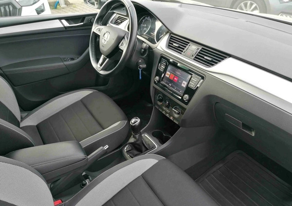 Skoda RAPID cena 41900 przebieg: 101754, rok produkcji 2018 z Dobrzyń nad Wisłą małe 154